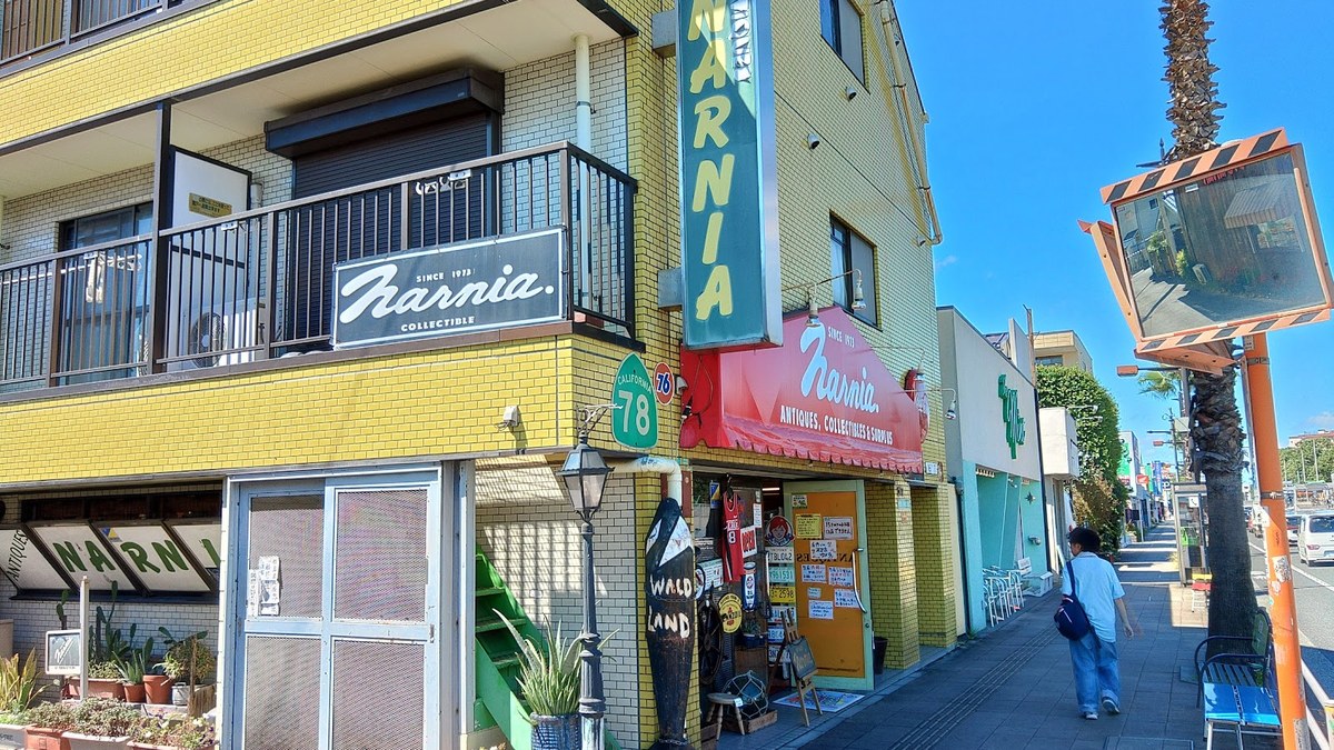 ナルニア国｜店舗の様子