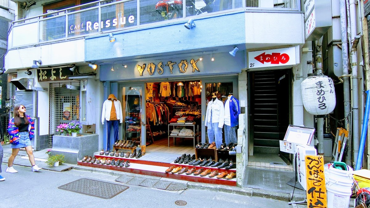 VOSTOK（ボストック）｜店舗の様子