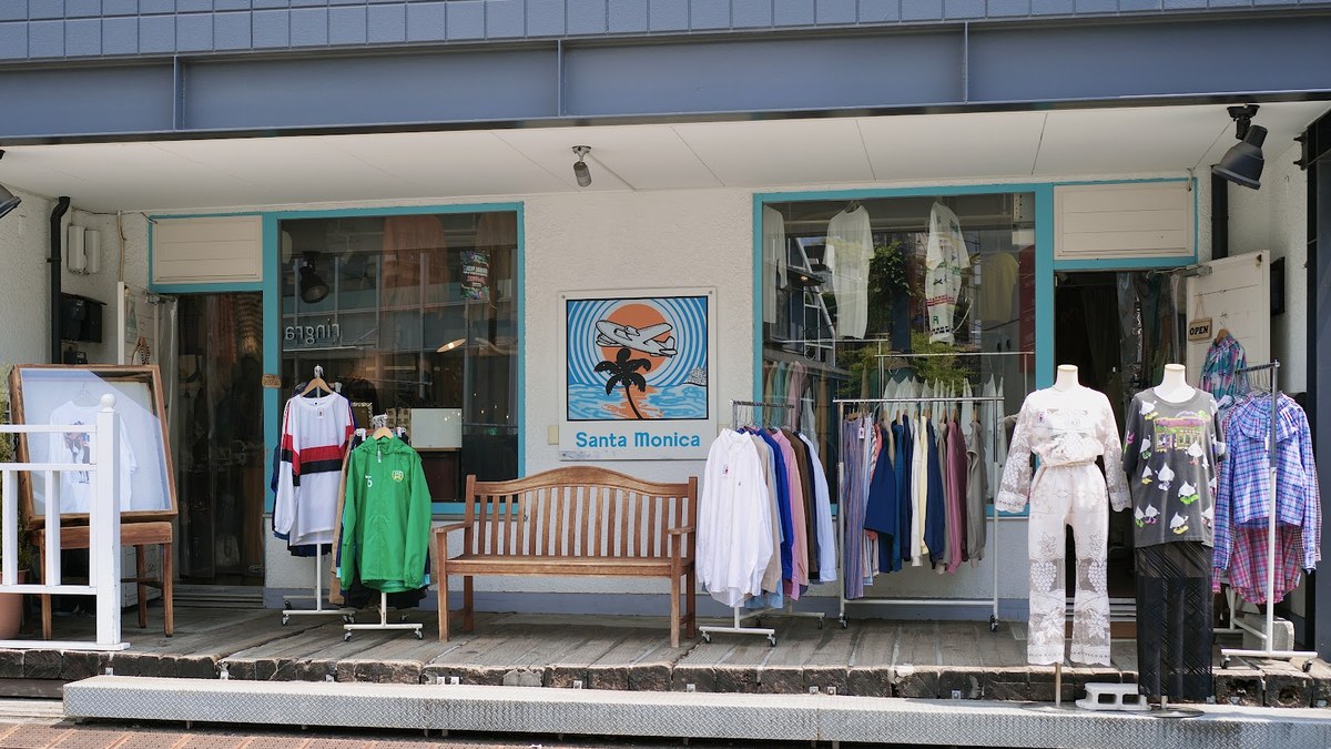 サンタモニカ 原宿店｜店舗の様子