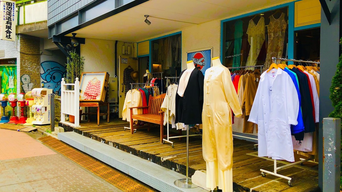 サンタモニカ 原宿店｜店舗の様子