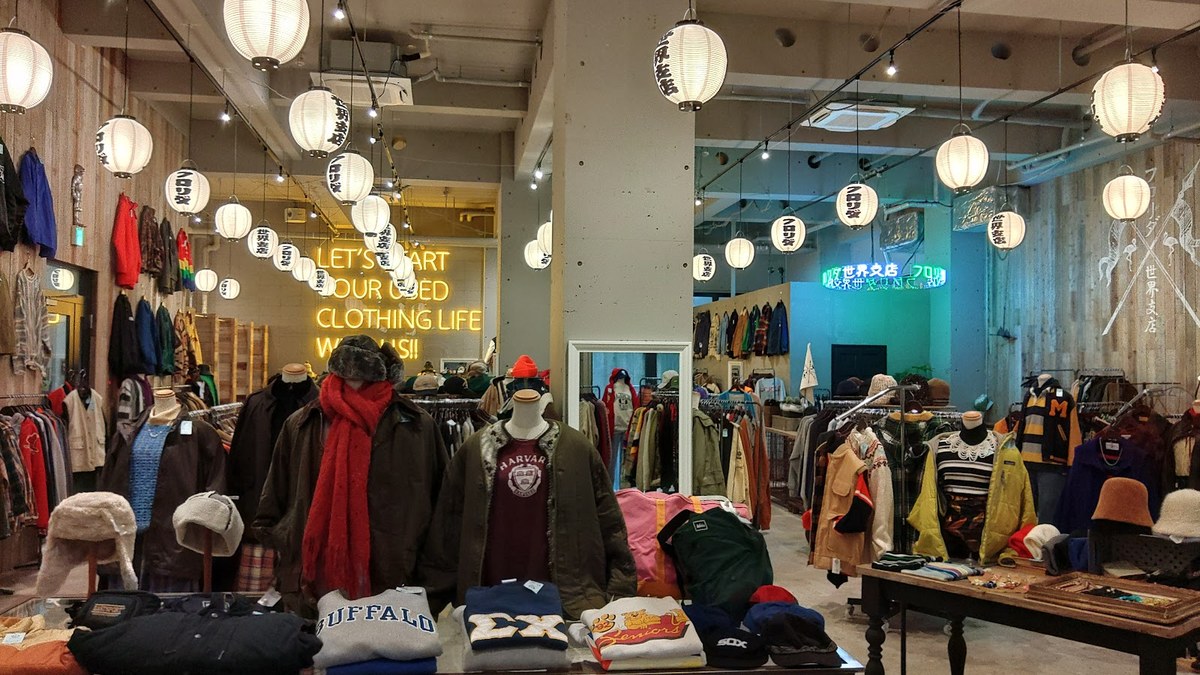 フロリダ 世界支店｜店舗の様子