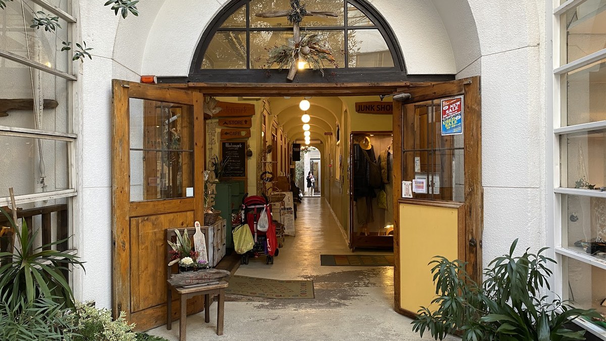 JUNK SHOP（ジャンクショップ）｜店舗の様子