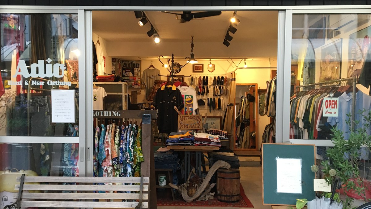 古着屋 Adio｜店舗の様子