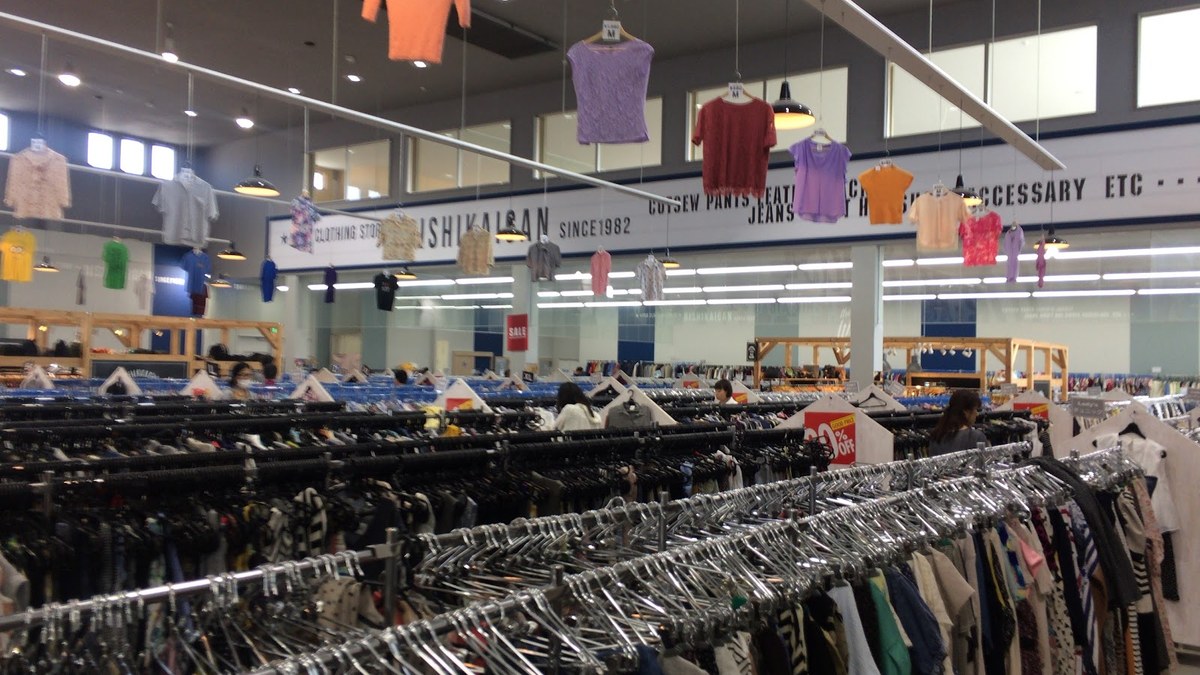 西海岸 久留米店｜店舗の様子