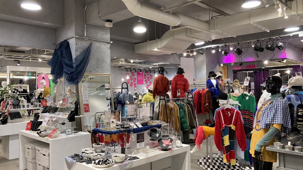 USEDを拡張する進化型古着屋 森（mori.market）｜店舗の様子