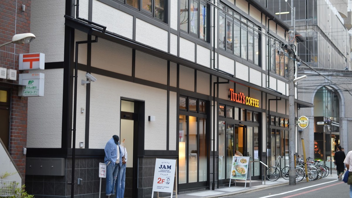 古着屋JAM VINTAGE＆SELECT 京都三条店｜店舗の様子