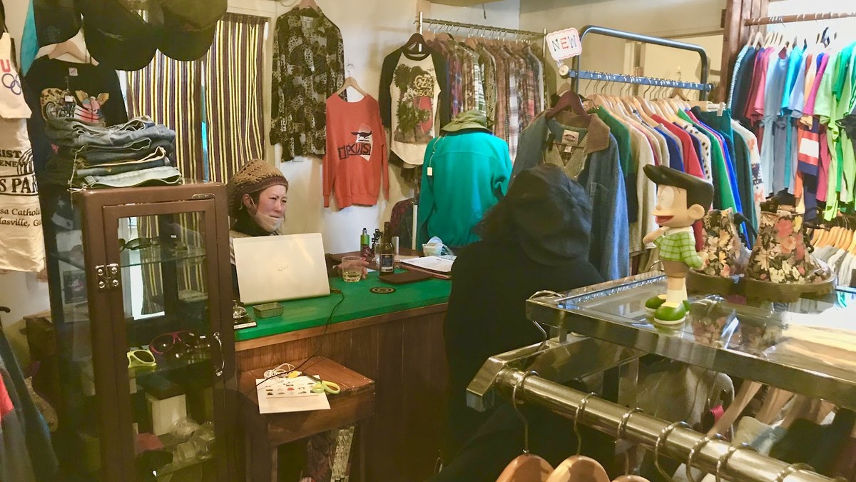 古着屋 マジカルミステリーツアー｜店舗の様子