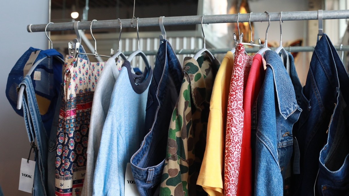 YOOK CAFE STAND & ART CLOTHING｜店舗の様子