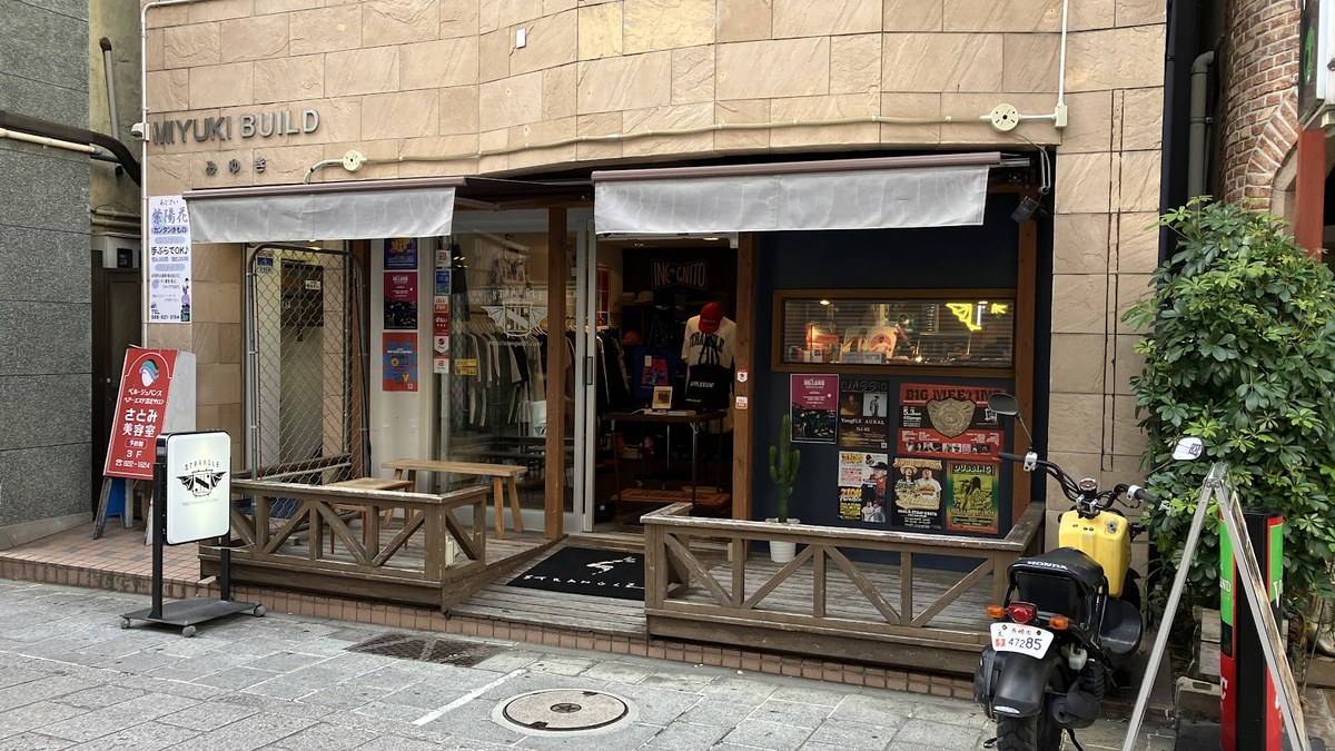 ストラングルセカンド STRANGLE_2ND｜店舗の様子