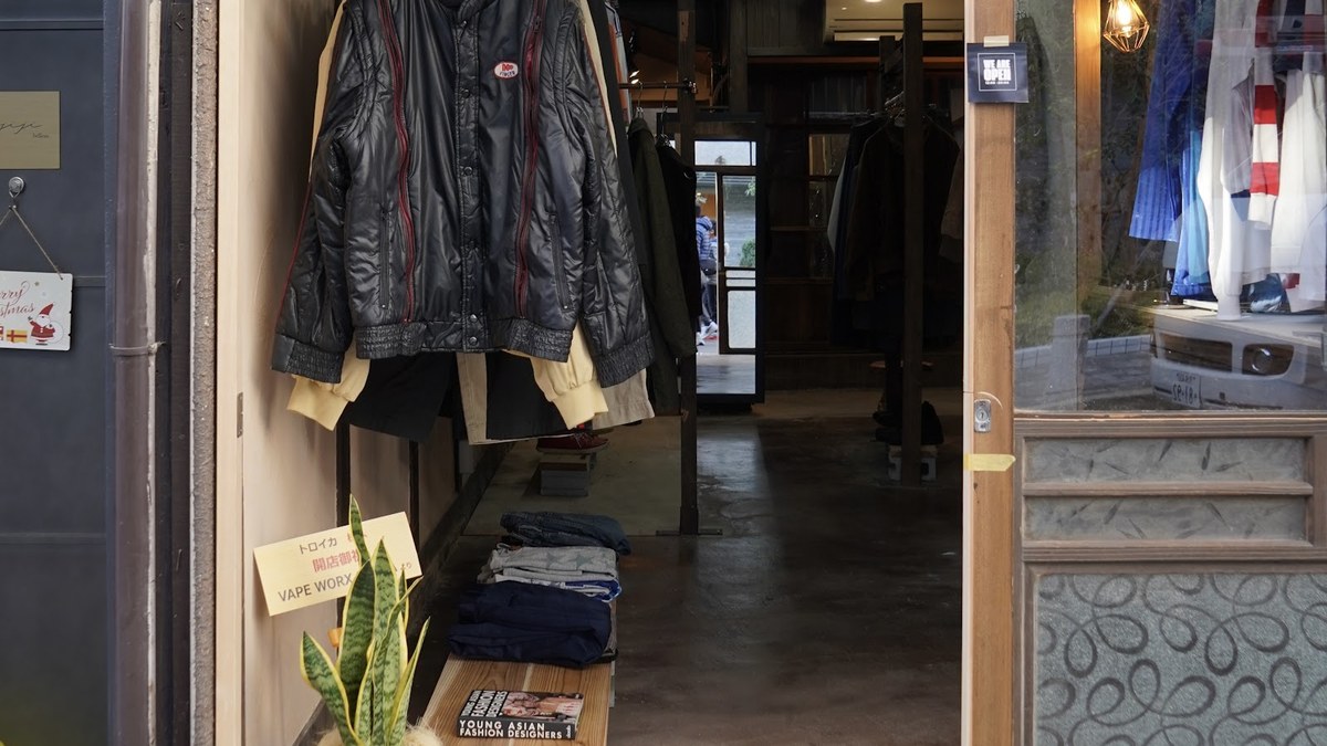 古着屋 troika 中崎町店｜店舗の様子