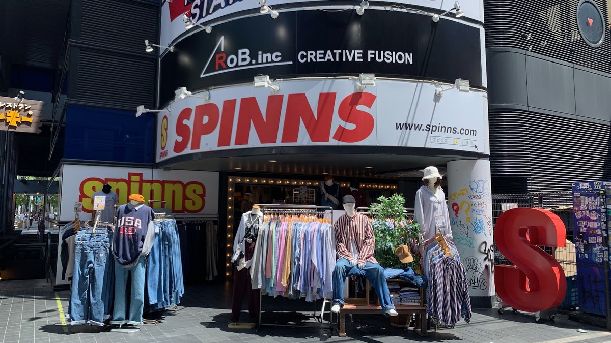SPINNS アメリカ村店｜店舗の様子