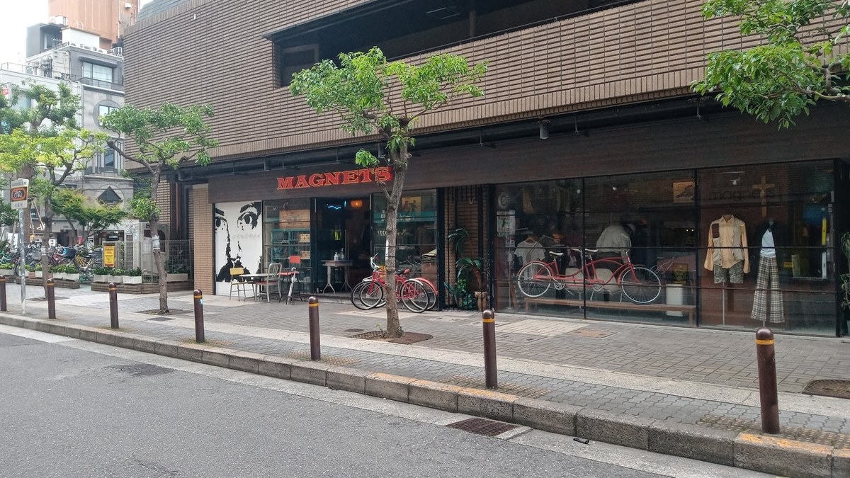 MAGNETS 大阪店｜店舗の様子