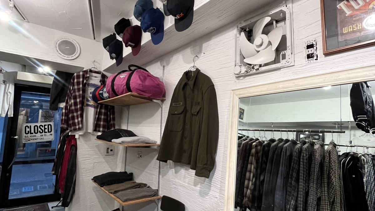 Kinney Used & Vintage American Clothing Store｜店舗の様子