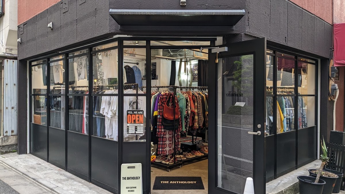 THE ANTHOLOGY Vintage Used Clothing & Records｜店舗の様子