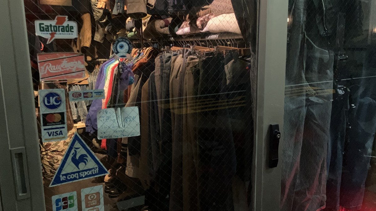 古着の一善｜店舗の様子