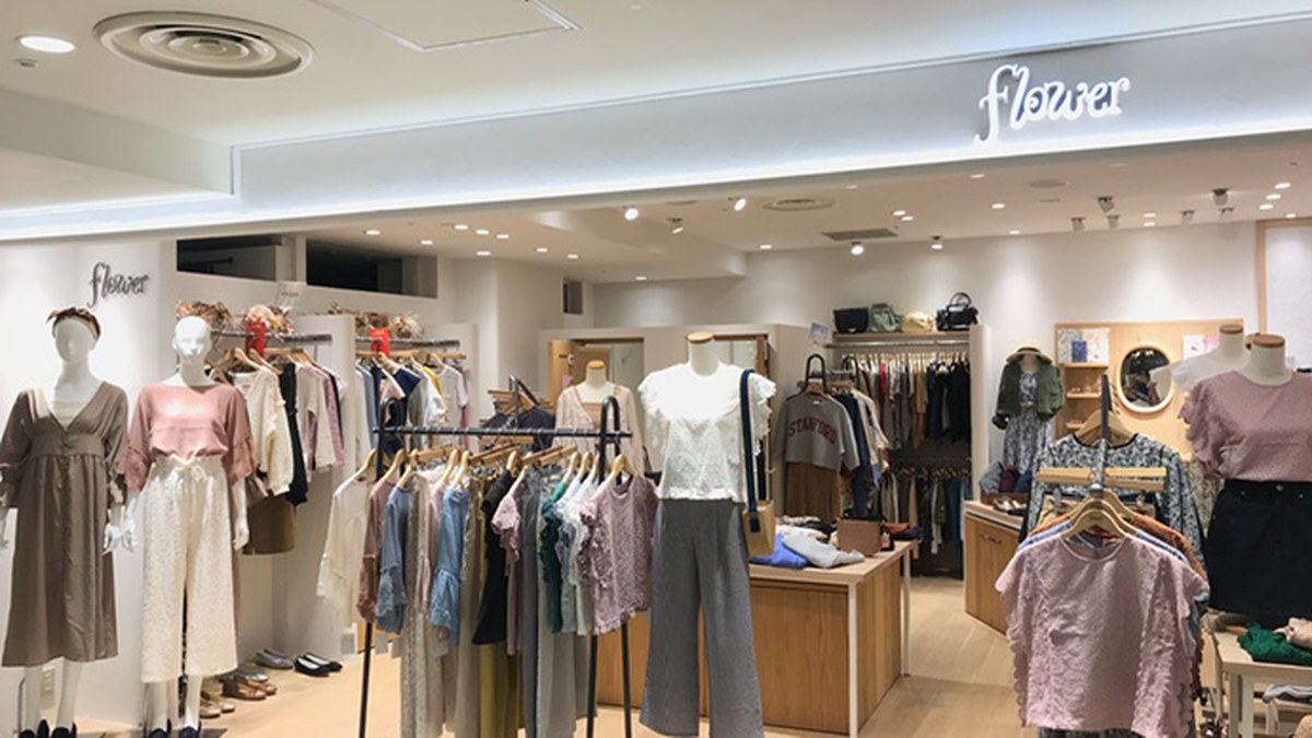 flower ルミネエスト新宿店｜店舗の様子