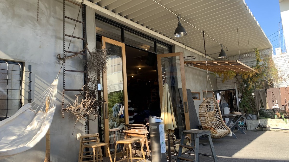 Jantiques 内田商店｜店舗の様子