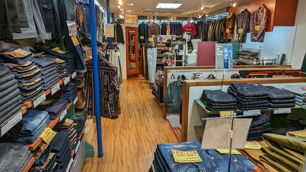 アメリカ屋｜店舗の様子